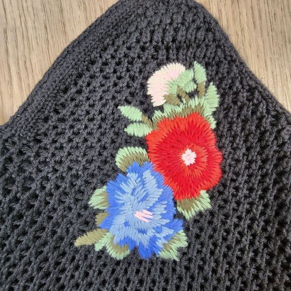 American Eagle Outfitters Boho Crochet Crop Top size S - Picture 3 of 5